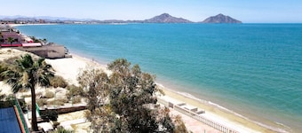 Casa Sky Beachfront Rental
