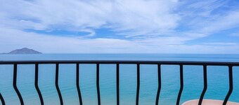 Las Palmas Luis condo #2