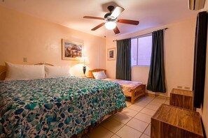 2 bedrooms, internet, bed sheets