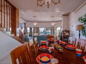 Dining - Casa Matas Spacious 6-bedroom  for up to 13 guests. (San Felípe)