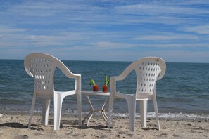 On the beach - 1-Bedroom Beach Studio - Serene getaways. (San Felipe)