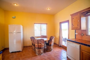 Dining - Casa Melissa: A spacious 3-bedroom home (San Felipe)