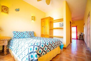 3 bedrooms, bed sheets