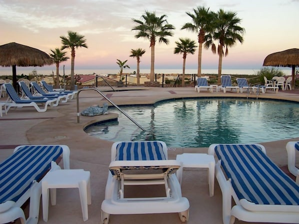 Pool - Casa Melissa: A spacious 3-bedroom home (San Felipe)