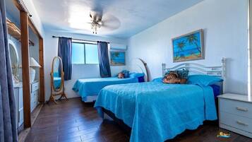 5 chambres, accĂšs Internet, draps fournis