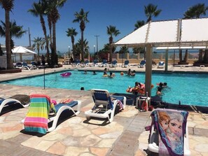 Beheizter Pool