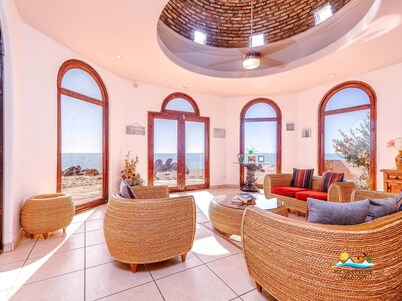 Casa Serenity Beachfront Rental