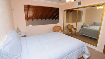 1 bedroom, internet, bed sheets