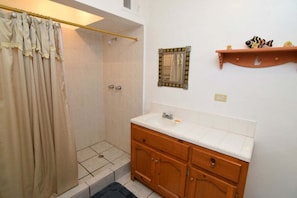 Bathtub