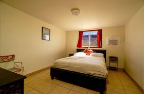 2 bedrooms, Internet, bed sheets