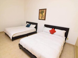 5 bedrooms, free WiFi, bed sheets - Casa Aqua Vista, a spacious 5-bedroom retreat (San Felipe)