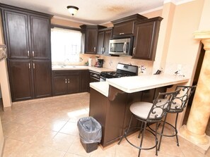 Fridge, microwave - Casa PortoBello | Intown San Felipe | Safe & Secure | Sleeps 6 (San Felípe)