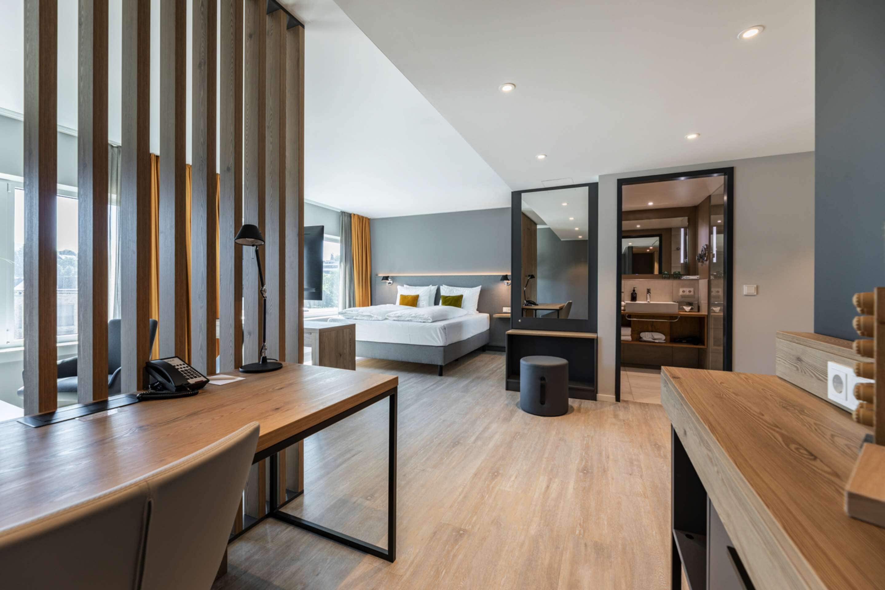 デスク、防音設備、有線インターネット アクセス (無料)、ベッドシーツ