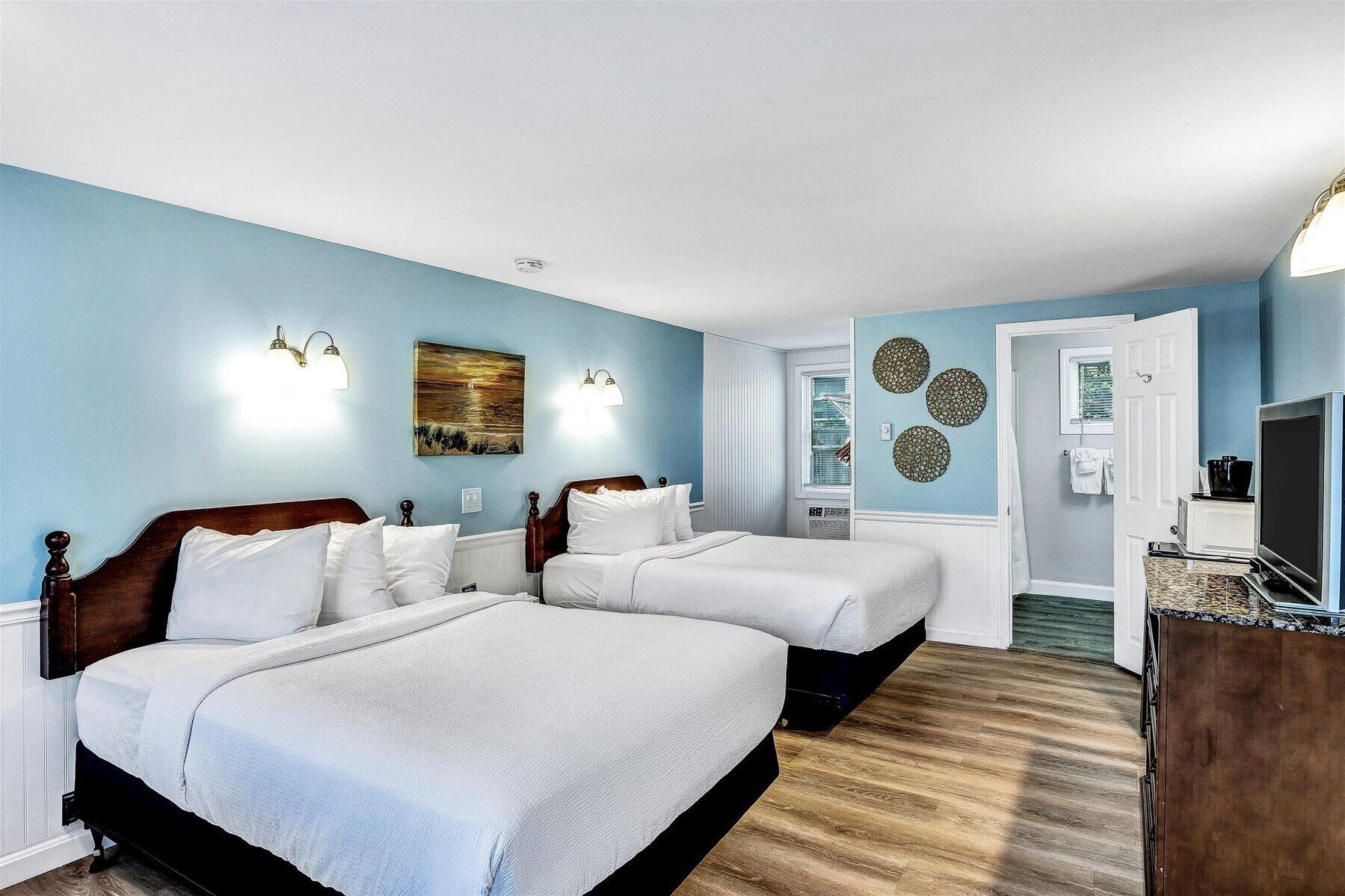 1 bedroom, iron/ironing board, Internet, bed sheets