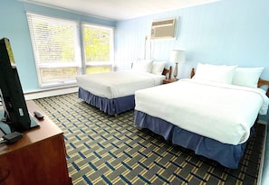 2 bedrooms, iron/ironing board, internet, bed sheets