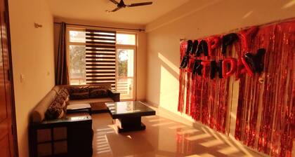 3 BDR Condo With Ample Parking