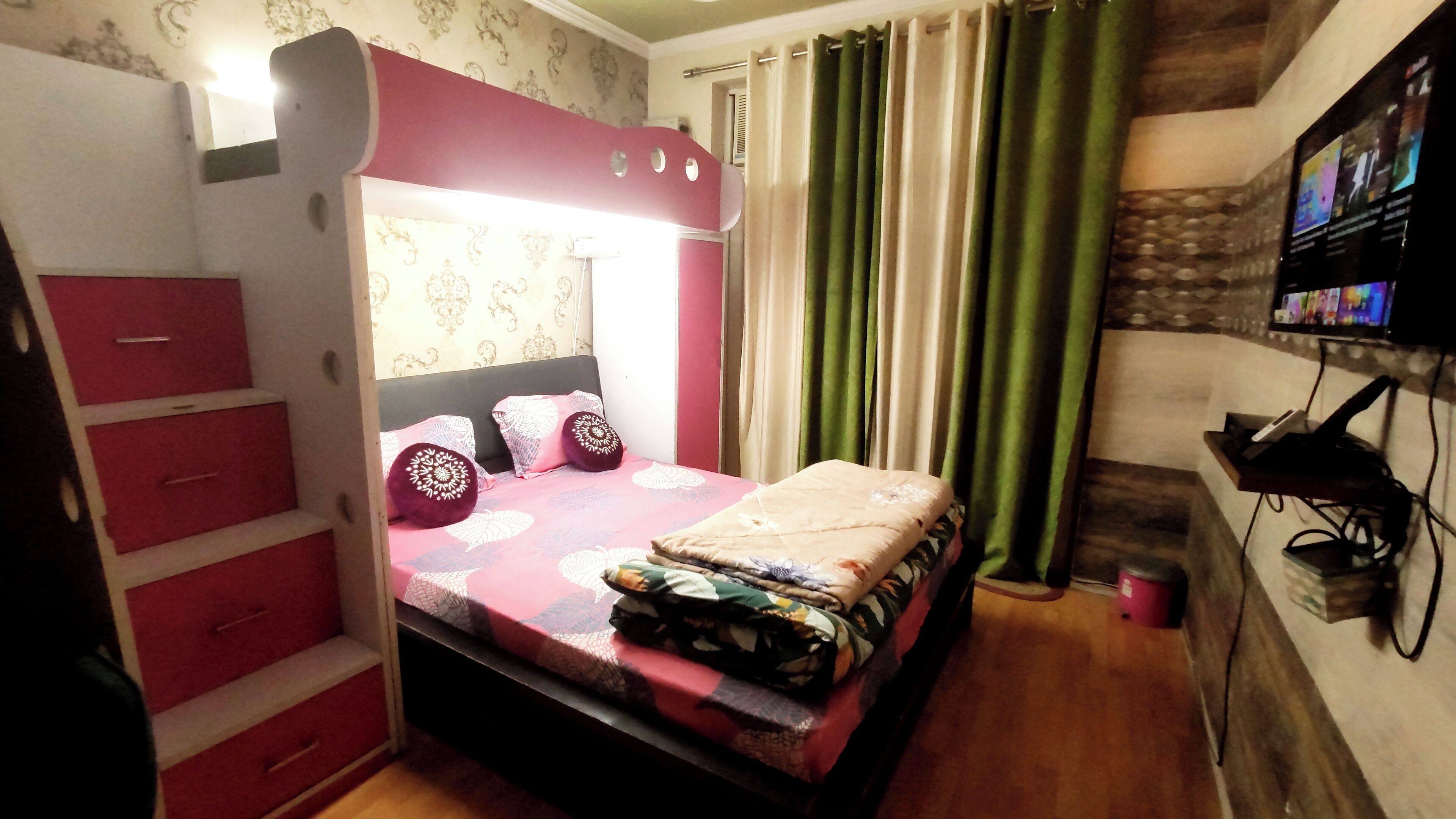 2 chambres, fer et planche à repasser, Wi-Fi gratuit, draps fournis