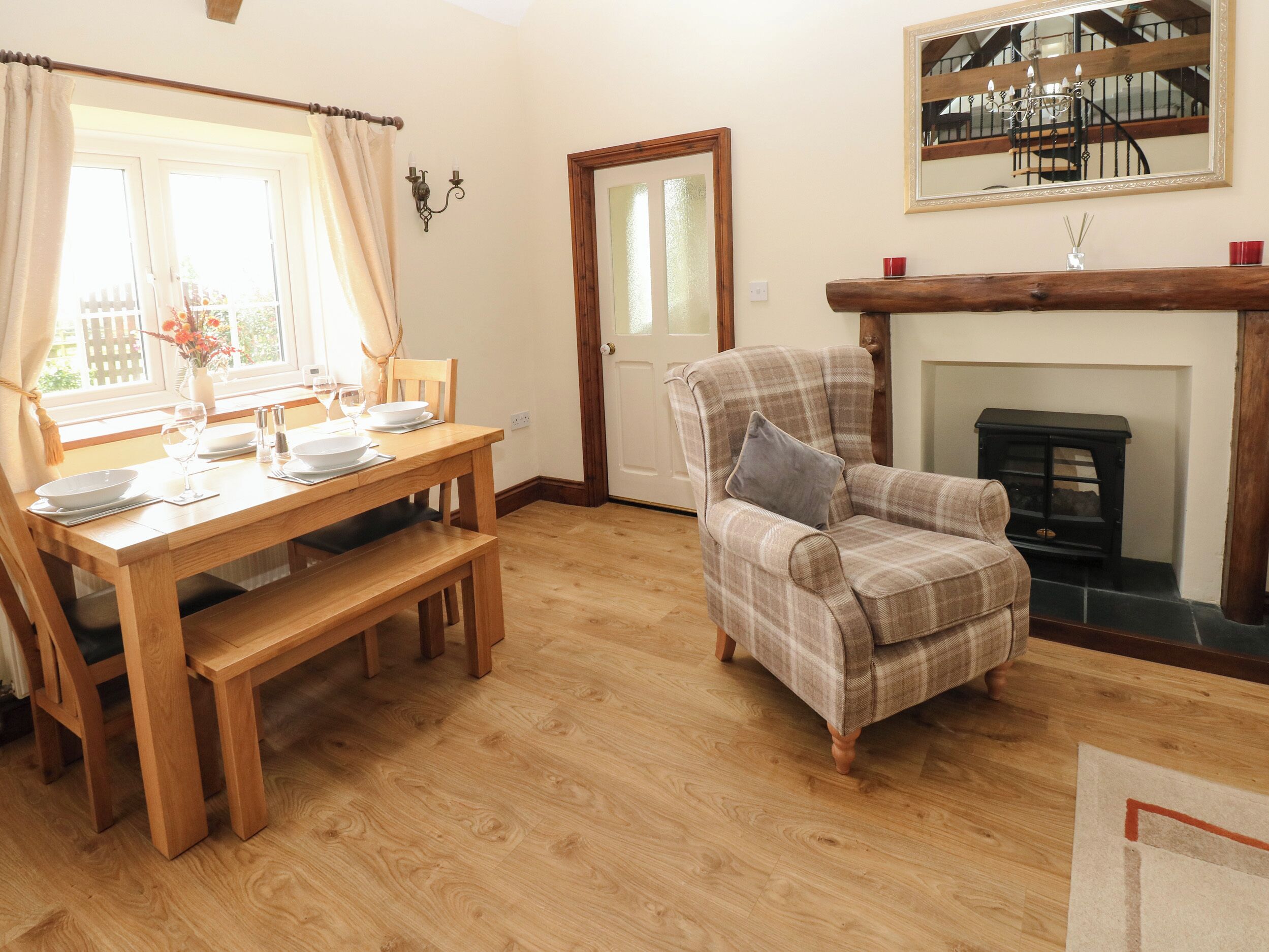 Cottage | Interior