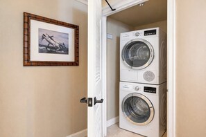 Interior - KBM Resorts | FREE CAR | Honua Kai Hokulani | Ocean view | 2-Bedroom Condo, Huge Wraparound Lanai! HKH-515 (Lahaina)