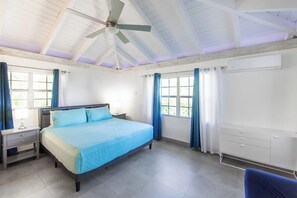 4 Schlafzimmer, Zimmersafe, Bügeleisen/Bügelbrett, Reisekinderbett