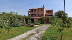 Exterior - Apartment with big terrace in nature perfect for a relaxing holiday (Pula)