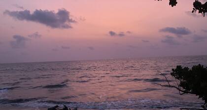Villa caze pieds dans l'eau kribi