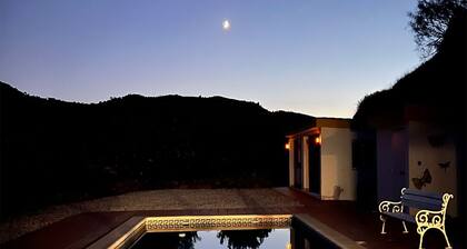 House in a quiet location with fantastic mountain panorama and large pool