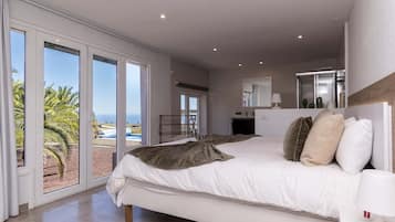 3 chambres, fer et planche Ă repasser, Wi-Fi gratuit, draps fournis