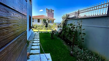 Family Condo | Exterior