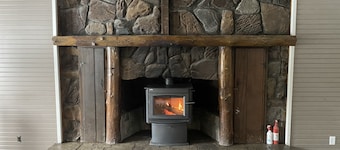 Cozy and private mountain retreat at the top of Laurel Mountain