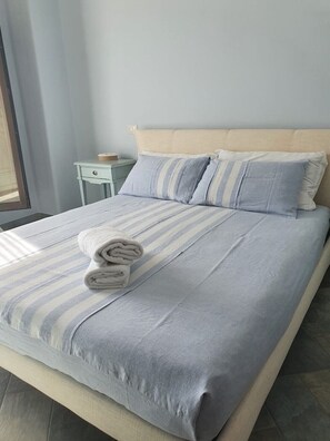 2 Schlafzimmer, Bügeleisen/Bügelbrett, Bettwäsche