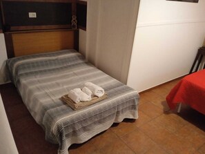 1 bedroom, free WiFi - Casa Mbrlech cozy house in our historic center (Putignano)