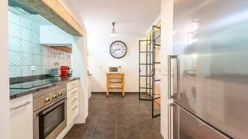 Frigorífic, microones, forn i rentaplats