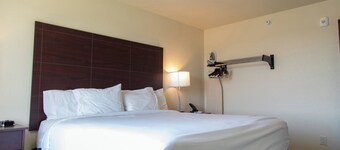 Cobblestone Inn & Suites - Springfield