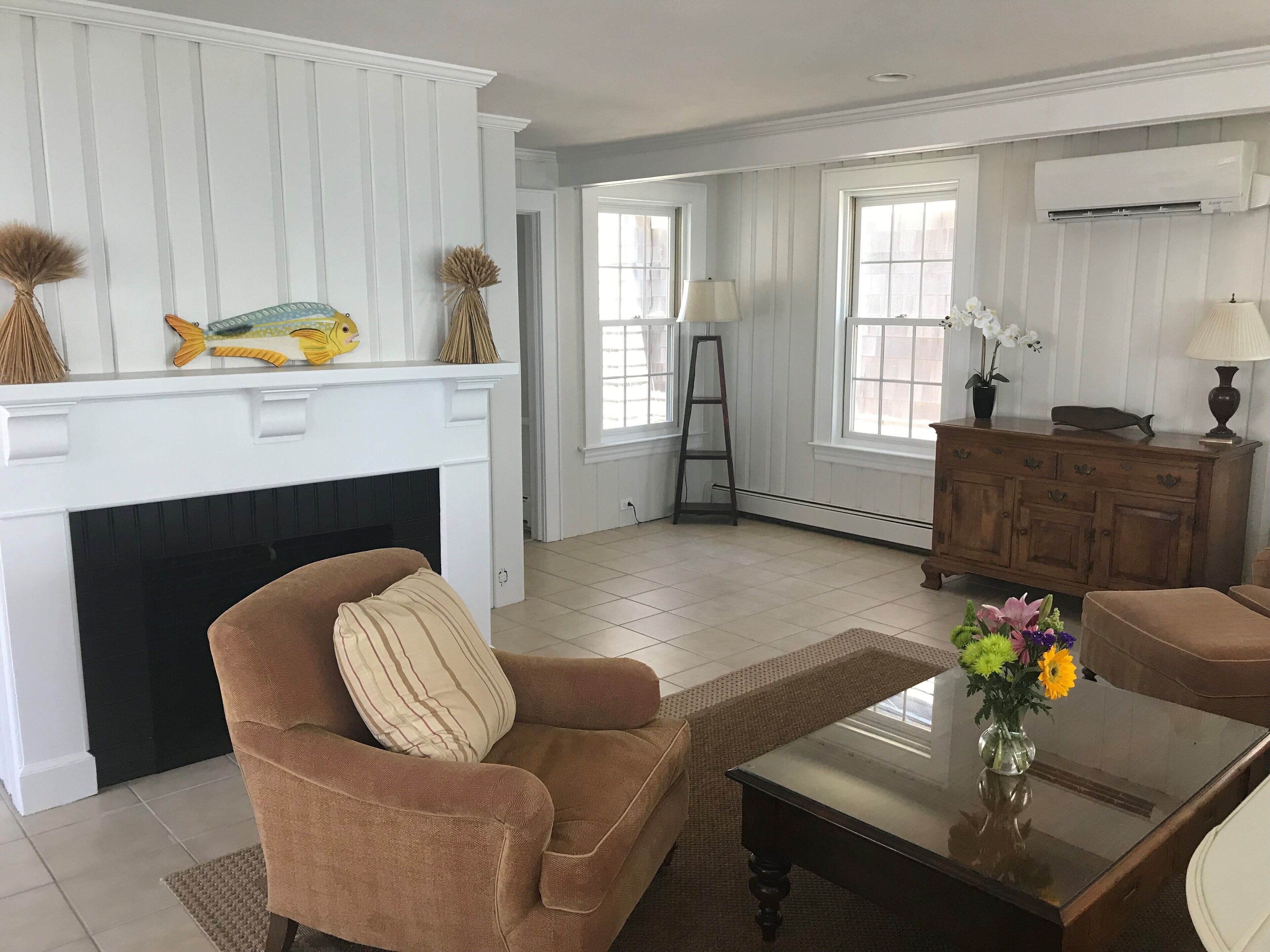 Amazing Beach House On Fairfield Beach