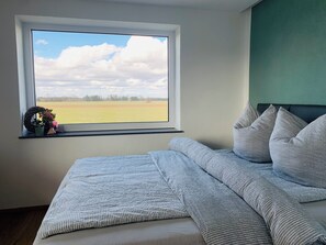 2 Schlafzimmer, Schreibtisch, kostenloses WLAN, Bettwäsche