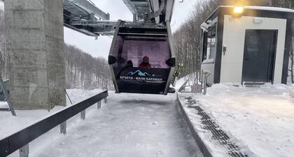 Winter ski apartment, fully equipped, 5 min from Gondola