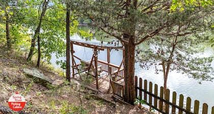Spring River Fishing Cabin #3 Honeymoon Suite