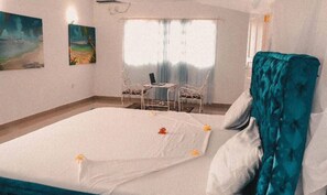 3 quartos, ferros/tábuas de passar roupa, Wi-Fi, roupa de cama