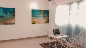 Interior - POSH HOUSE MALINDI 3BEDROOM SLEEPS 6 ADJACENT TO FALCONRY OF KENYA MALINDI (Malindi)