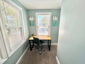 Interior - The Absolute Best Home Away From Home Pet Friendly (Wilmington)