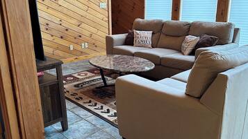 智能电视、壁炉