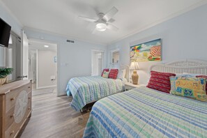 2 bedrooms, iron/ironing board, travel cot, free WiFi