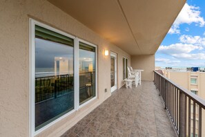 Terrace/patio - A Ray of Sunshine on the Beach! (South Padre Island)