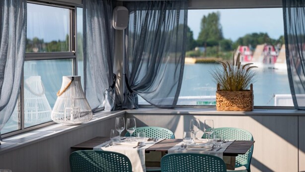 Unclassified image, 1 of 25, button - Marina Houseboat 4 pax (Lignano Sabbiadoro)