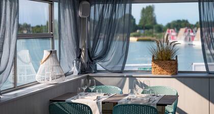 Marina Houseboat 4 pax