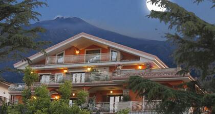 Etna Royal View Bilocale Vista Giardino