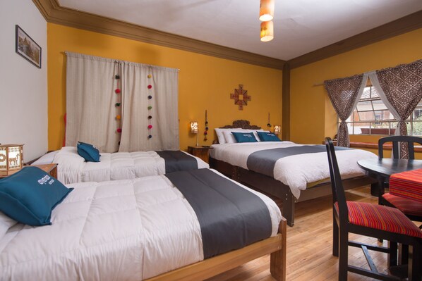 Hypo-allergenic bedding, free WiFi, bed sheets