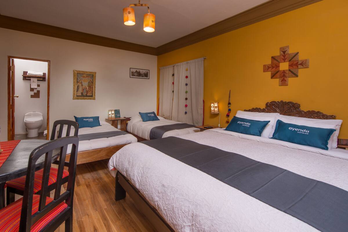 Hypo-allergenic bedding, free WiFi, bed sheets