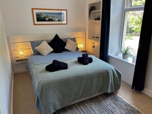 1 غرفة نوم ومكتب ومكواة/لوح كي وواي فاي مجانًا